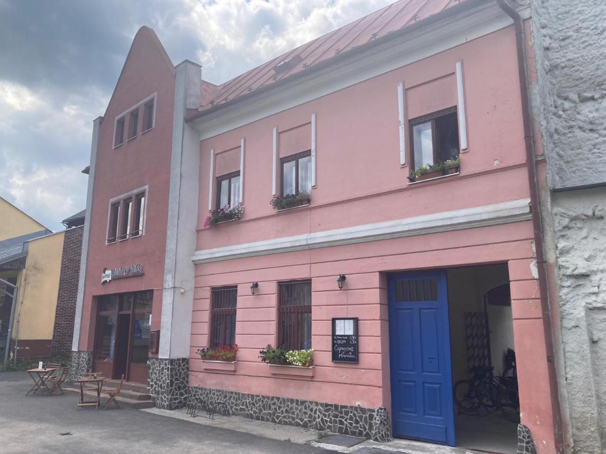 Country House & Restaurant Hronec المظهر الخارجي الصورة