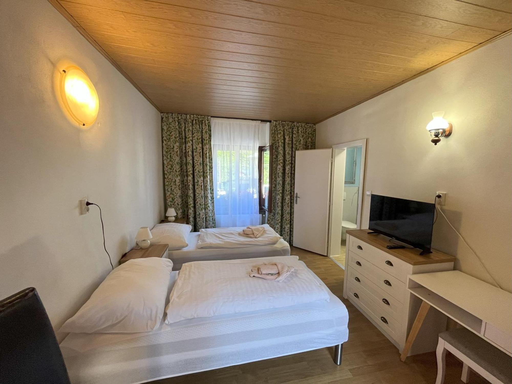 Country House & Restaurant Hronec المظهر الخارجي الصورة
